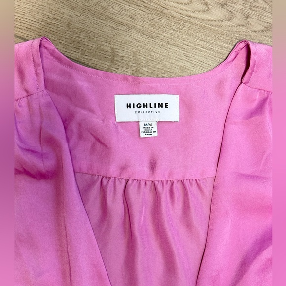 HIGHLINE Collective Pink Satin Wrap Peplum Top Blouse Sz.M - Picture 3 of 8